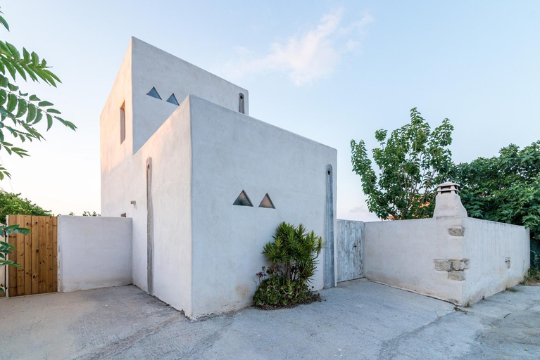 Others 2, Villa Theona with private pool, Faistos