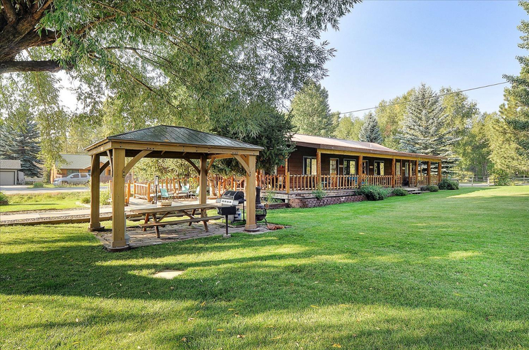 Others 3, Vista Court Cabins & Lodge, Chaffee