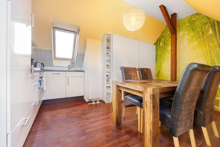 Others 4, Dachgeschosswohnung Wohllebe, Region Hannover