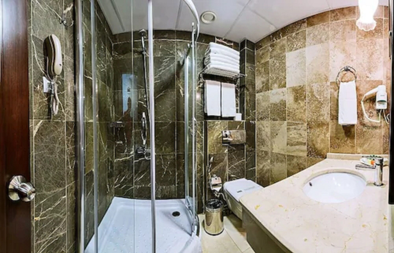 Bathroom 4, Gulhanepark Hotel & Spa, Fatih