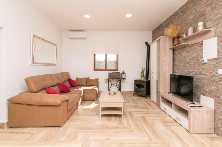 Room 2, Casa Roja in La Ribera de la Oliva, Cádiz