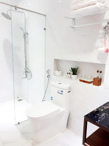Bathroom 4