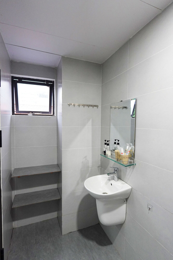 Bathroom 3, Smile Homestay, Huế