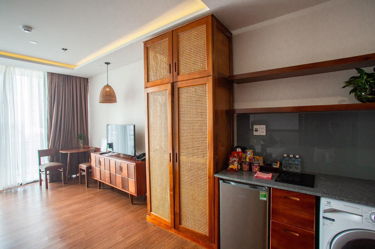 Dining Room 4
