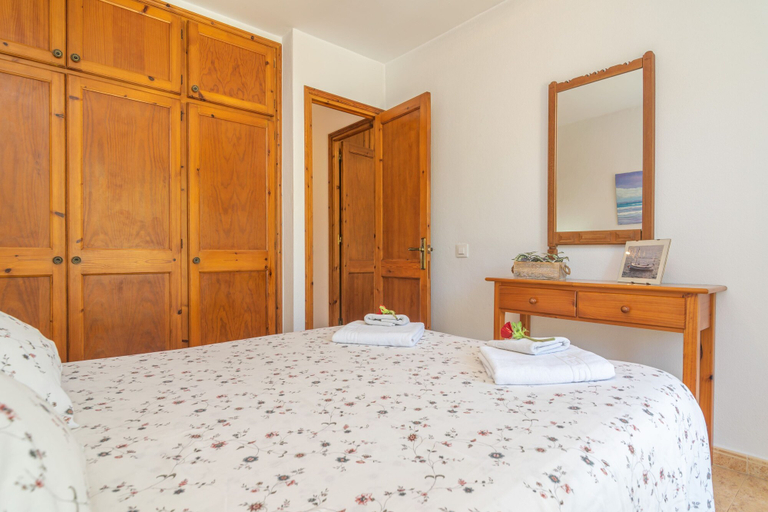 Room 2, Filippi in Son Parc With 3 Bedrooms and 2 Bathrooms, Baleares