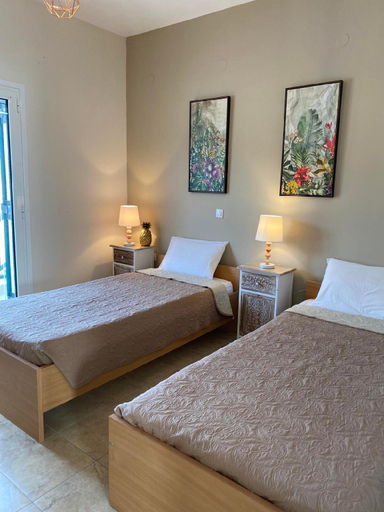 Bedroom 2, Roxa seaview apartment, Ionian Islands