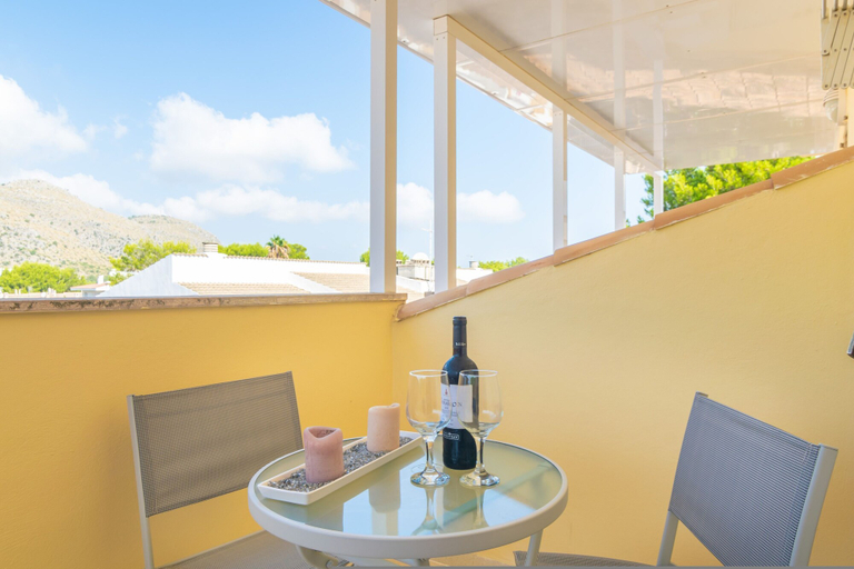 Room 4, Llepol in Alc dia With 1 Bedrooms and 1 Bathrooms, Baleares