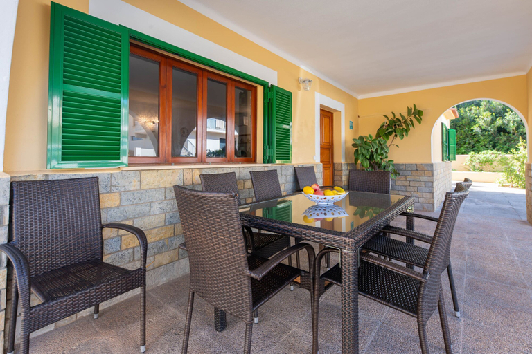 Room 2, Calamari in Portocolom, Baleares