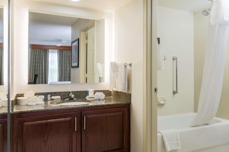 Bathroom 4