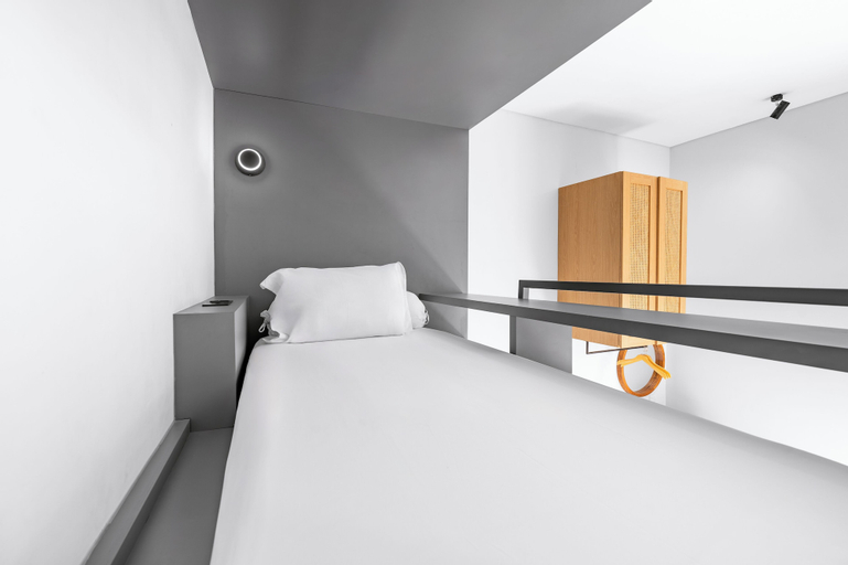 Bedroom 17