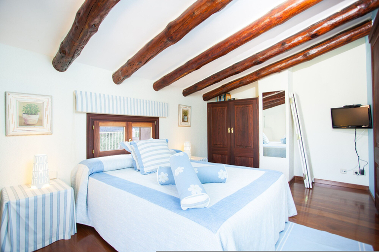 Room 4, Sa Font in Petra With 3 Bedrooms and 2 Bathrooms, Baleares