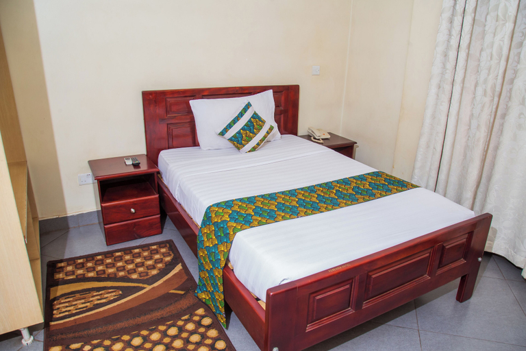 Bedroom 2, Kenendia Hotel, Kampala