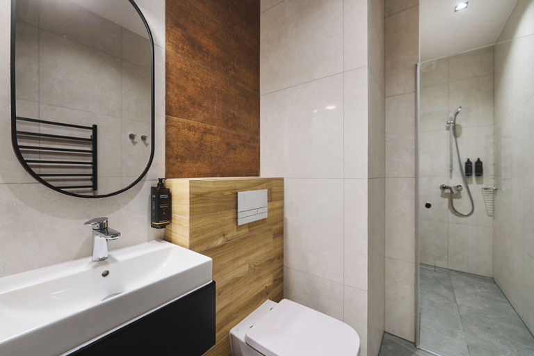 Bathroom 4, Halo Szczecin, Szczecin