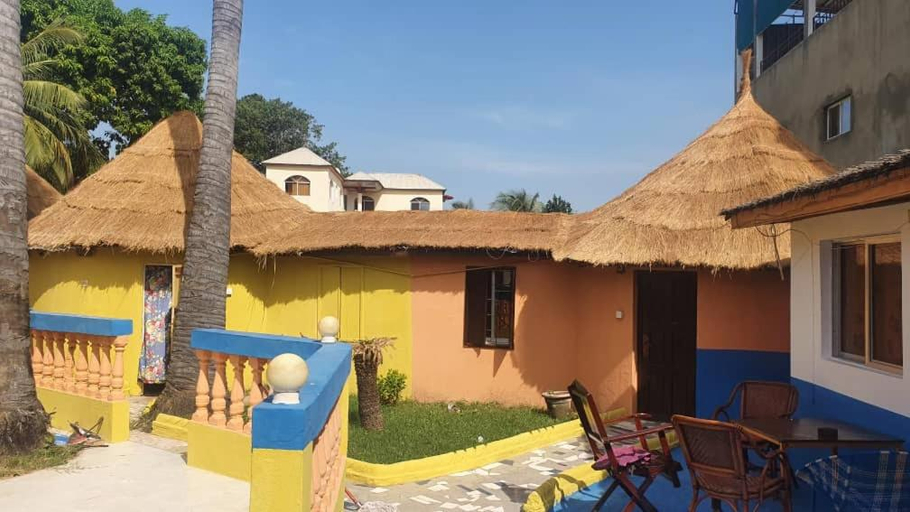 Others 4, Easy Time Lodge, Kombo Saint Mary