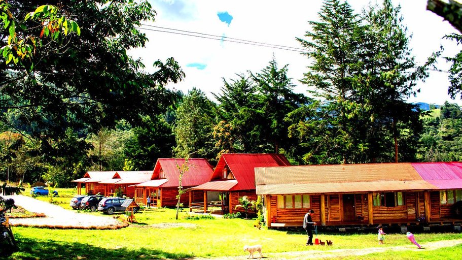 Others 2, HASSINGER RANCH Cabanas, Oxapampa