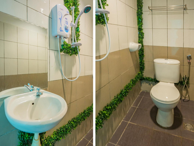 Bathroom 4, Hotel O Storytel, Kota Kinabalu