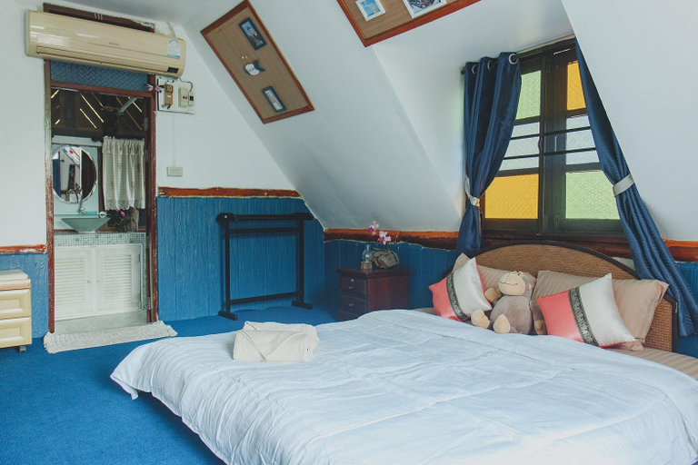Bedroom 9