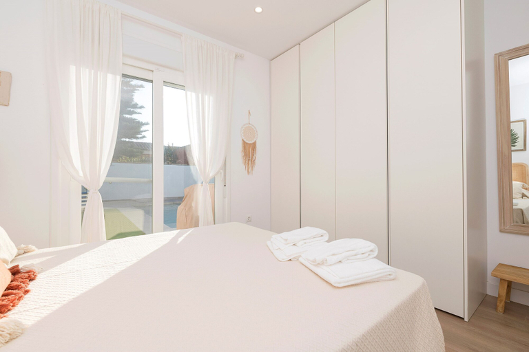 Room 3, La Perla Costera in Chiclana de la Frontera, Cádiz