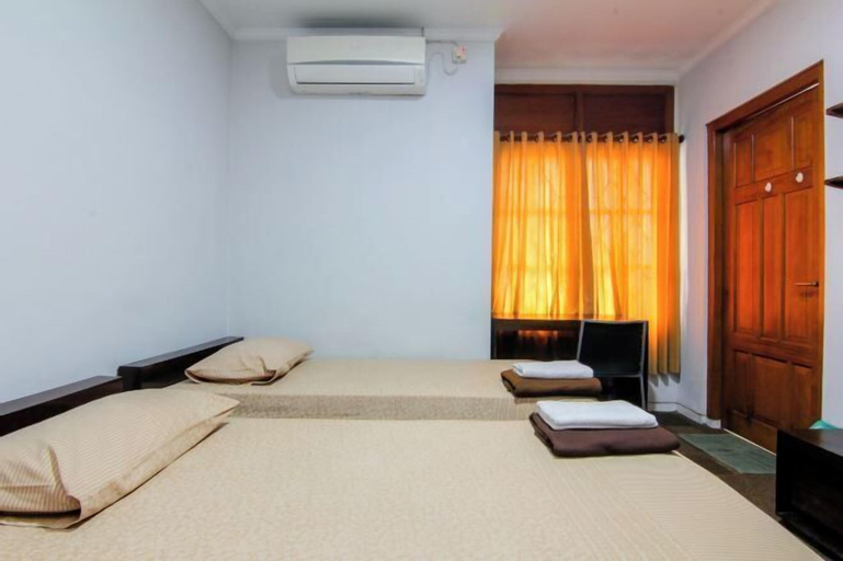 Bedroom 27