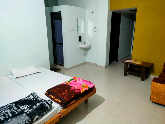 Bedroom 2, Aarambh Home stay, Narmada