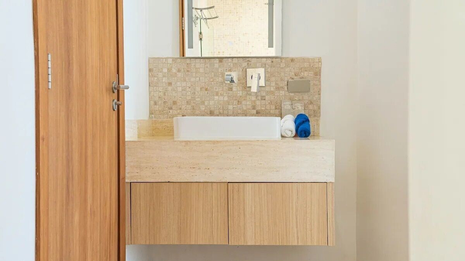 Bathroom 5, Elite Atoll Serviced Apartments, Phuket Island