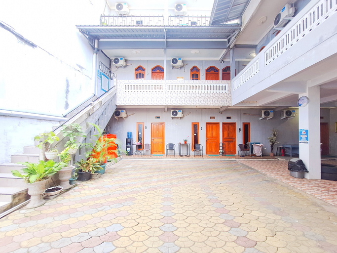 Exterior & Views 2, Q-Five Guest House YIA Kulon Progo Mitra RedDoorz, Kulon Progo