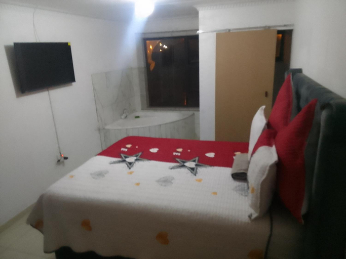 Others 5, Thiwani Guest House, Ekurhuleni