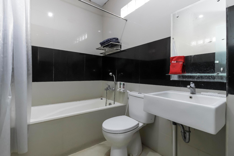 Bathroom 4