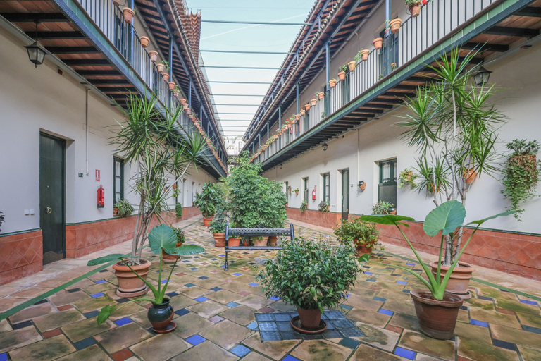 Room 5, Patio De La Cartuja 4 Pax, Sevilla