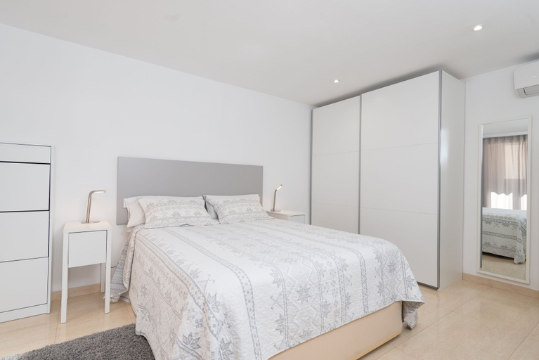 Room 2, Luisamar Sea View in S Illot-cala Morlanda, Baleares