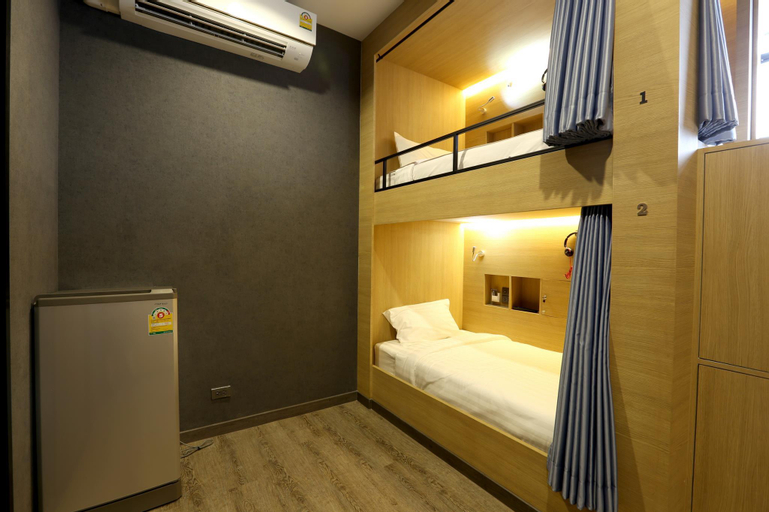 Bedroom 12
