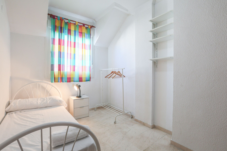 Room 3, Santa Maria 13 in Huelva, Huelva