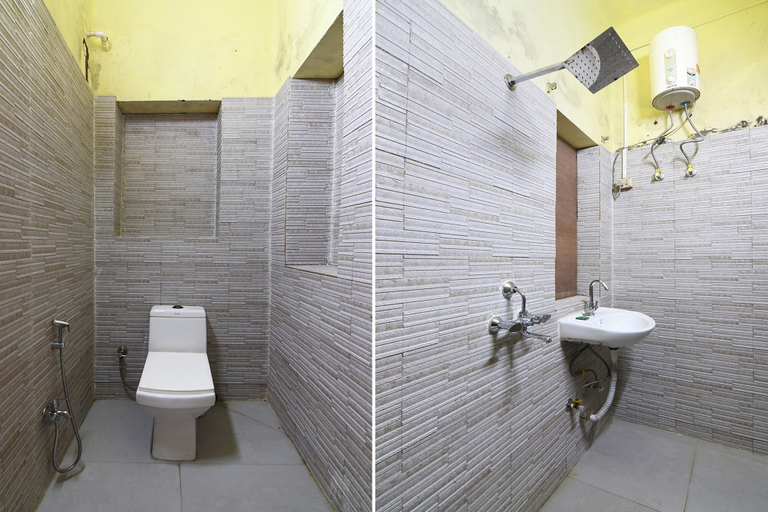 Bathroom 3, Fabhotel Marina, Kolkata