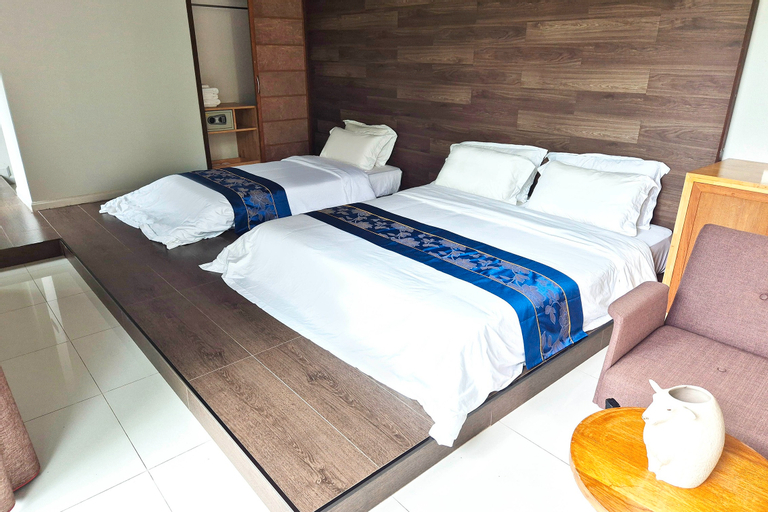 Bedroom 8