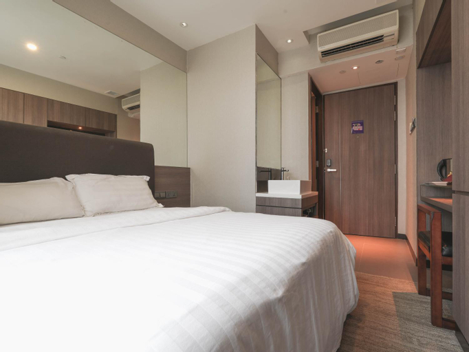 Bedroom 12