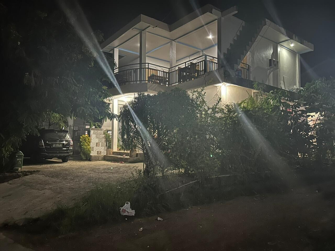 Exterior & Views 2, Four-G Homestay, West Manggarai