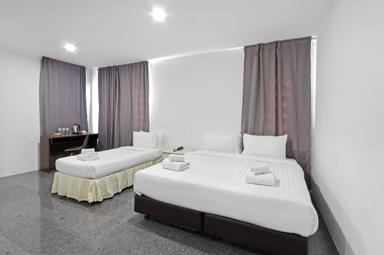 Bedroom 6