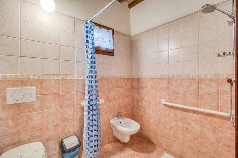 Room 3, Maramaldo Gallonero Shared Pool Chianti, Florence