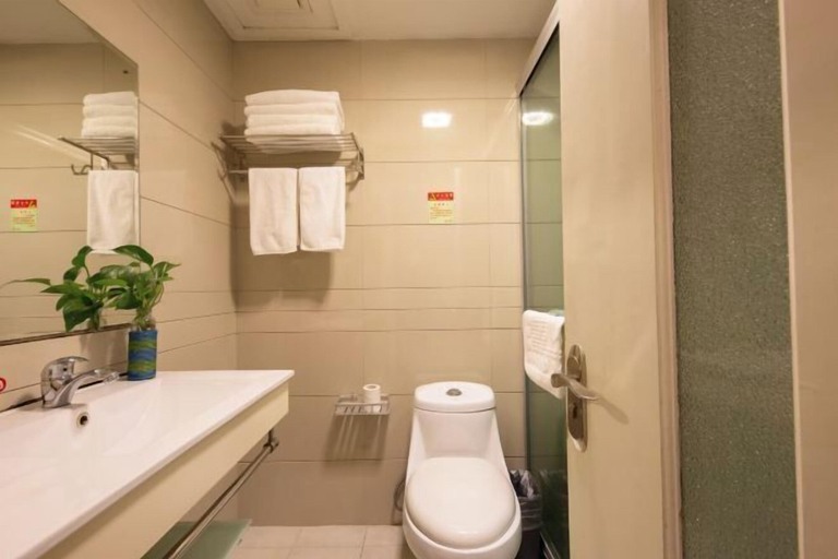 Bathroom 4, Hengdian World Studios Hengpiao Grand Hotel, Jinhua