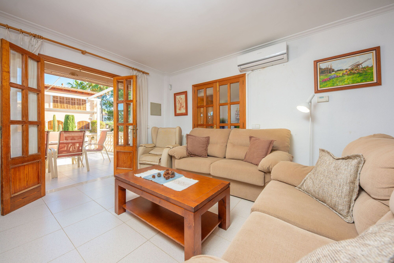 Room 2, North House in Mallorca, Baleares