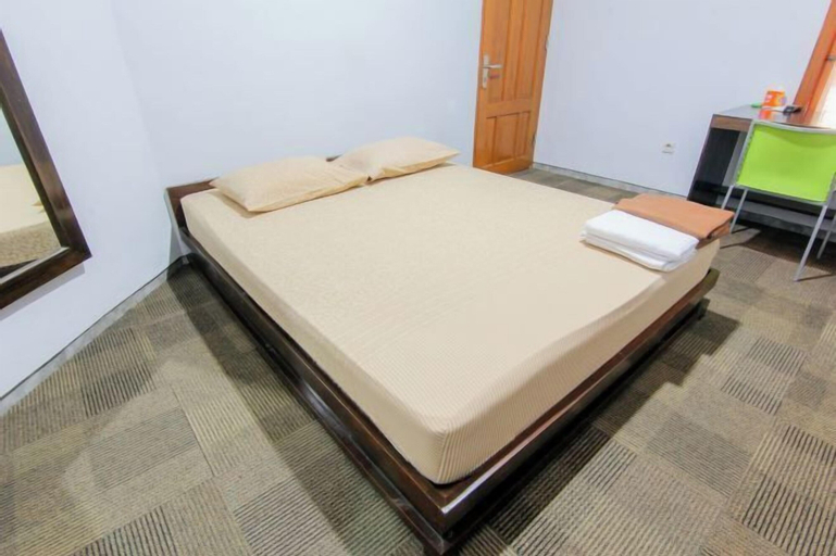 Bedroom 13