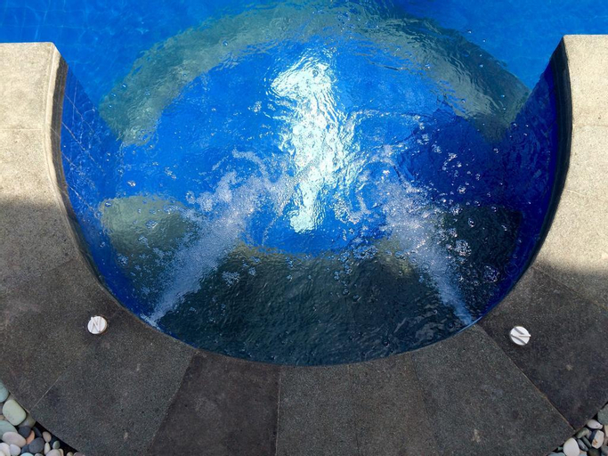 Swimming Pool 2