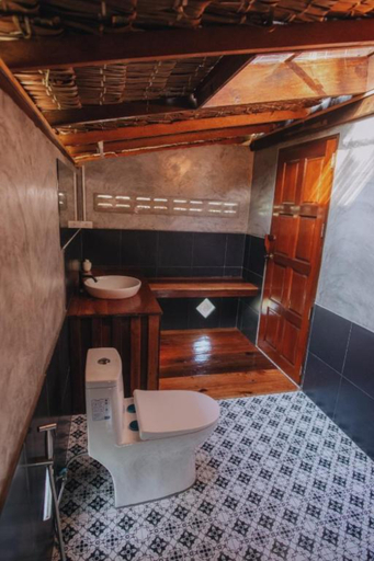 Bathroom 4, COCO Canopy Boutique Resort, Nua Khlong