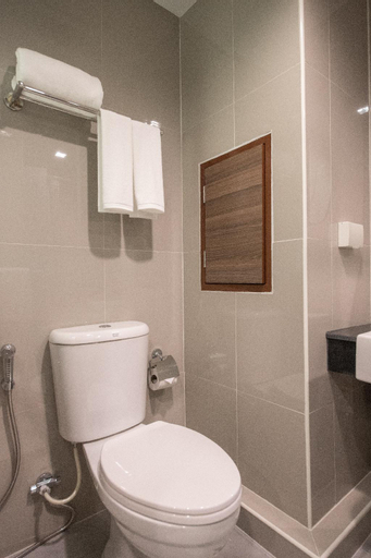 Bathroom 5
