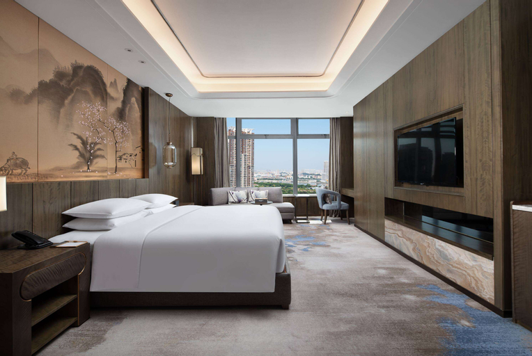 Bedroom 12