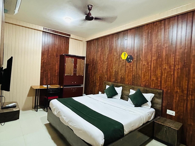 Bedroom 3, Wishotel Inn Ambrosia, Indore