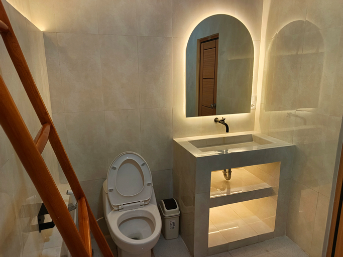 Bathroom 7
