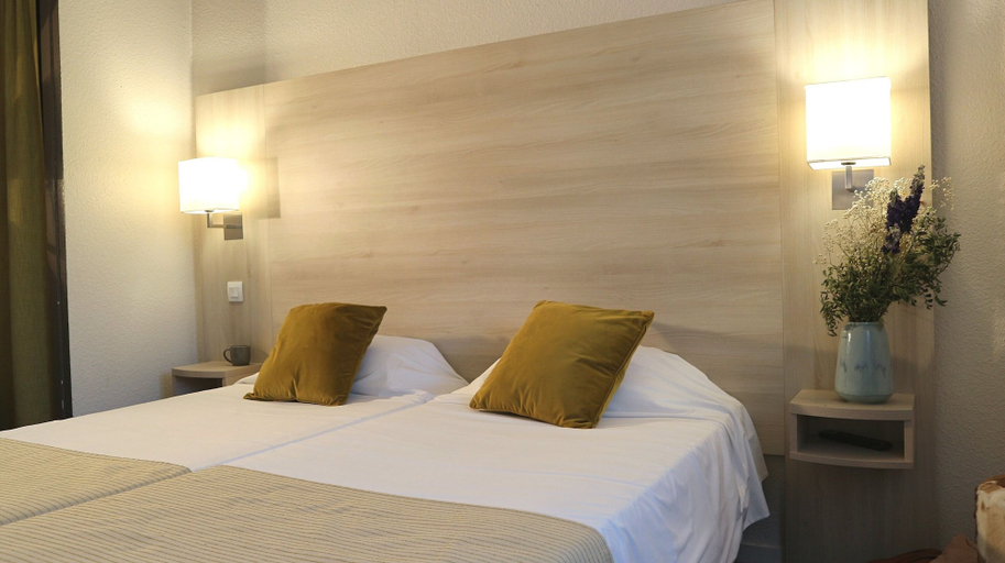 Bedroom 4, Hôtel d'Orsay, Haute-Garonne
