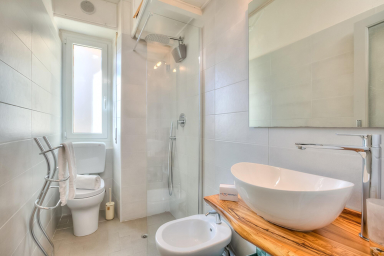 Room 2, La Casa Sulla Spiaggia - On The Beach, Savona