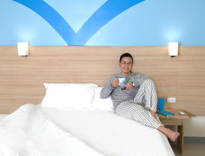 Bedroom 12